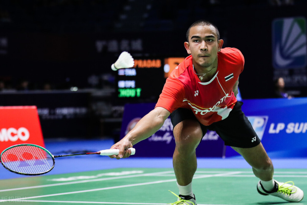 英格兰羽毛球队鏖战印尼羽毛球队,安赛龙送出助攻 英格兰羽毛球队鏖战印尼羽毛球队,安赛龙送出助攻