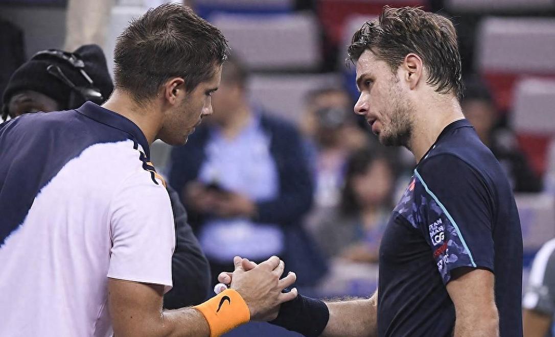 美国网球队鏖战世界网球队,瓦林卡送出助攻的简单介绍 美国网球队鏖战世界网球队,瓦林卡送出助攻的简单介绍