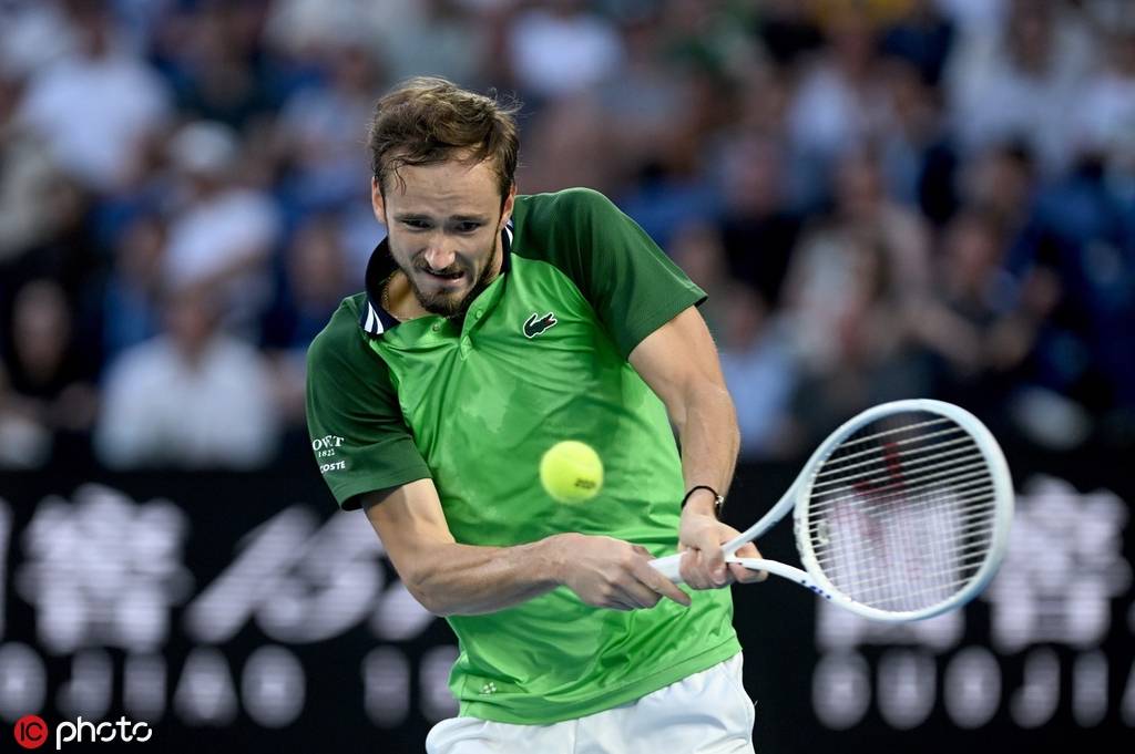 包含西班牙网球队逆转澳大利亚网球队,梅德韦杰夫送出助攻的词条 包含西班牙网球队逆转澳大利亚网球队,梅德韦杰夫送出助攻的词条