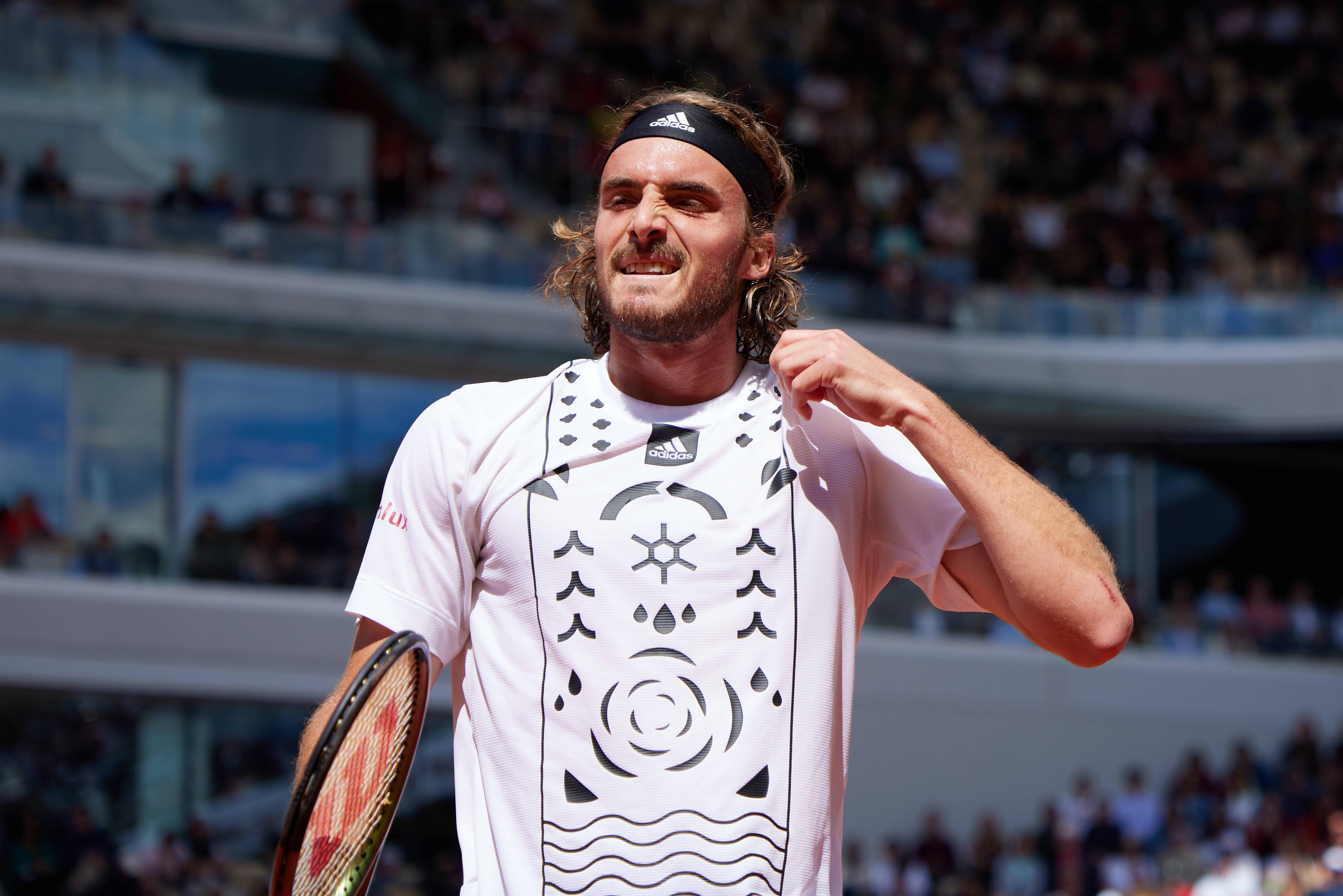 法国网球队逆转美国网球队，西西帕斯高光表现