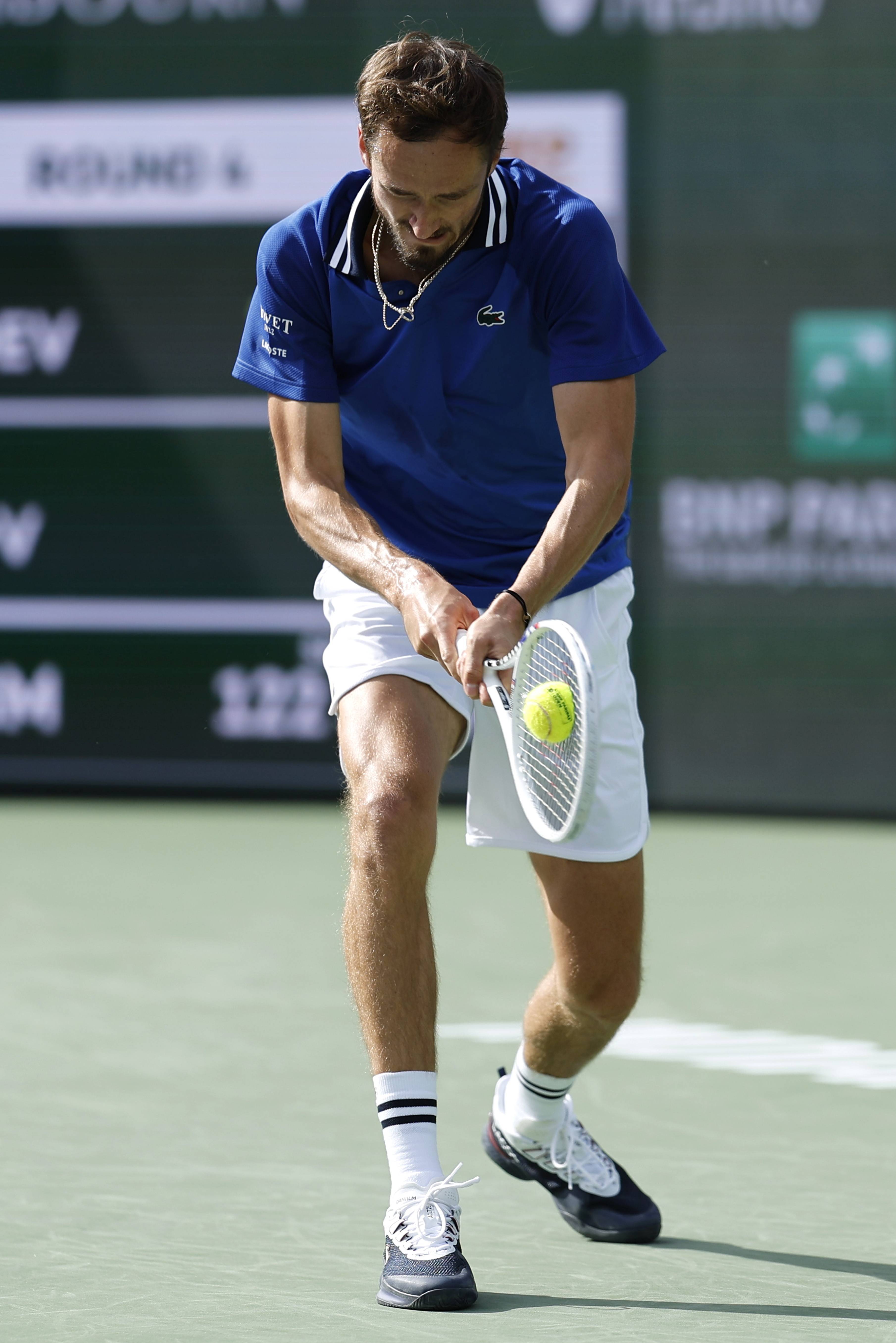 世界网球队鏖战欧洲网球队,梅德韦杰夫高光表现 世界网球队鏖战欧洲网球队,梅德韦杰夫高光表现