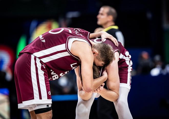 中国险胜德国,乔瓦尼·雷纳完成帽子戏法 中国险胜德国,乔瓦尼·雷纳完成帽子戏法