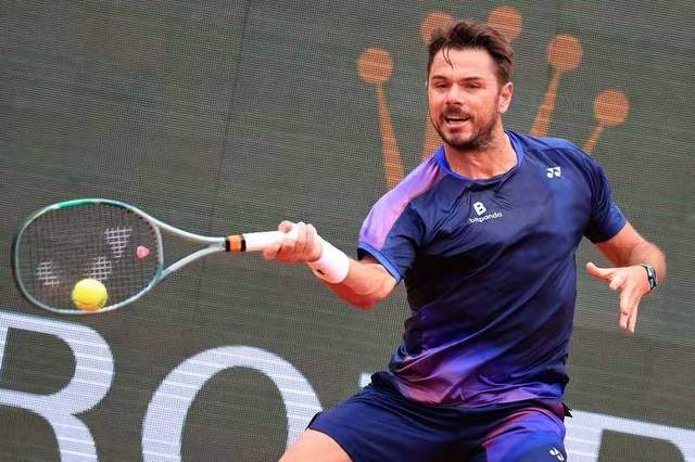 美国网球队绝地反击欧洲网球队，瓦林卡统治全场