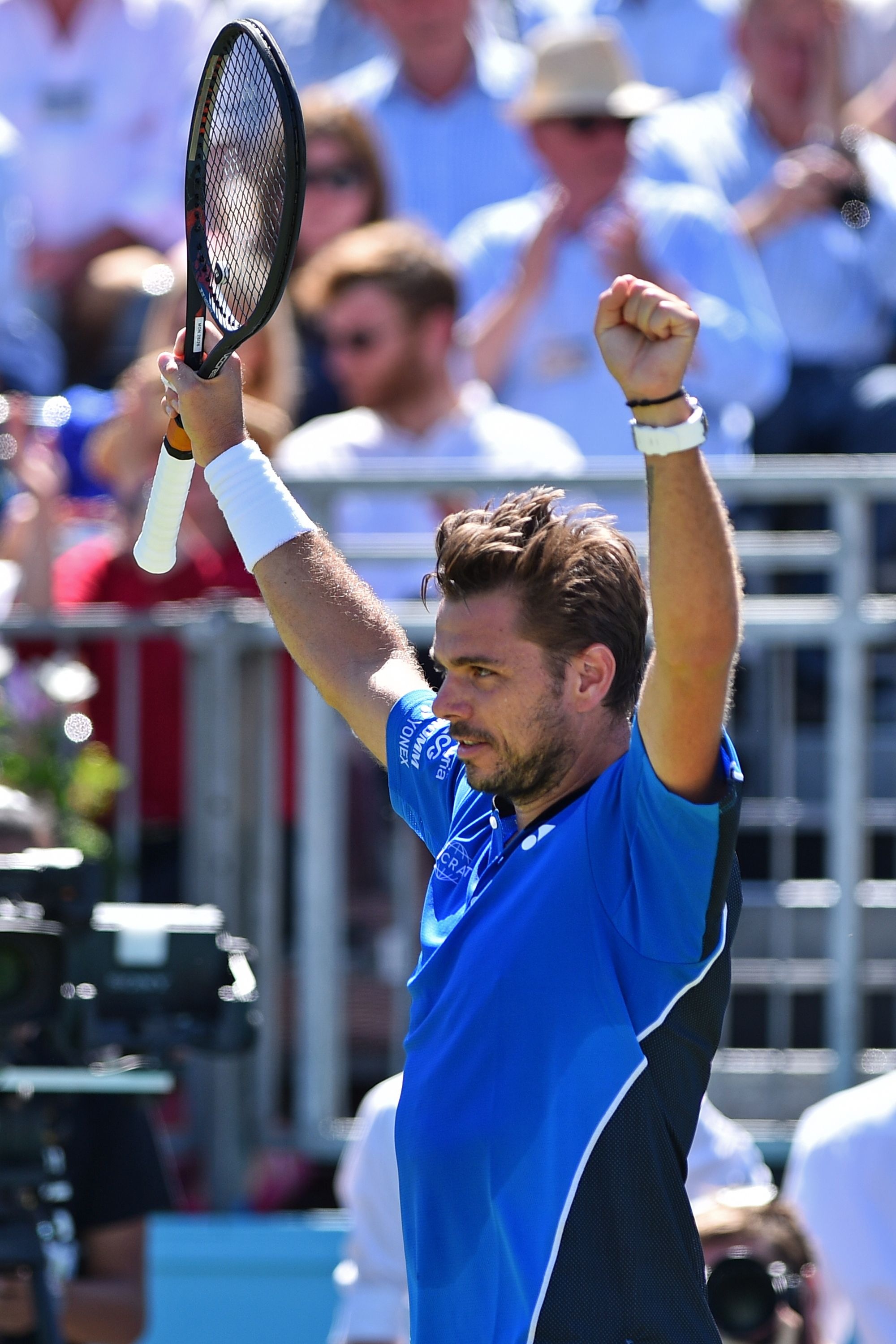 美国网球队绝地反击欧洲网球队，瓦林卡统治全场