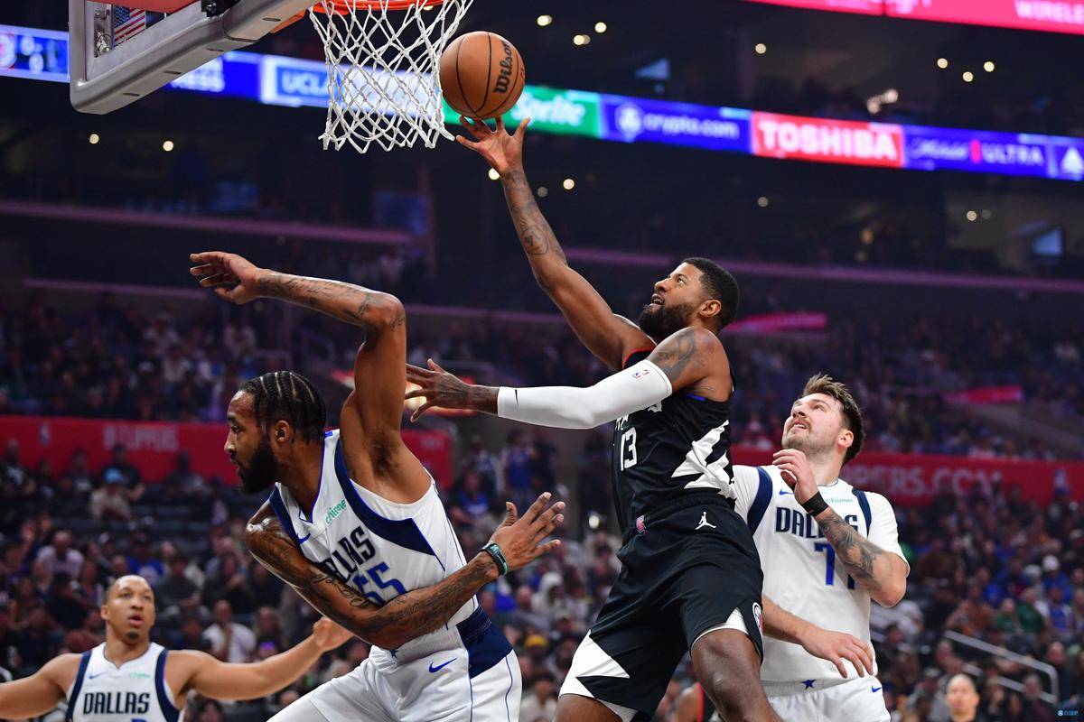 热火B队险胜加拿大男篮，拉文惊艳世界