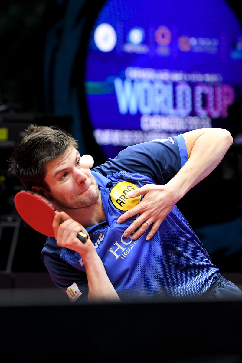 包含法国乒乓球队轻取日本乒乓球队，奥恰洛夫爆发神勇的词条