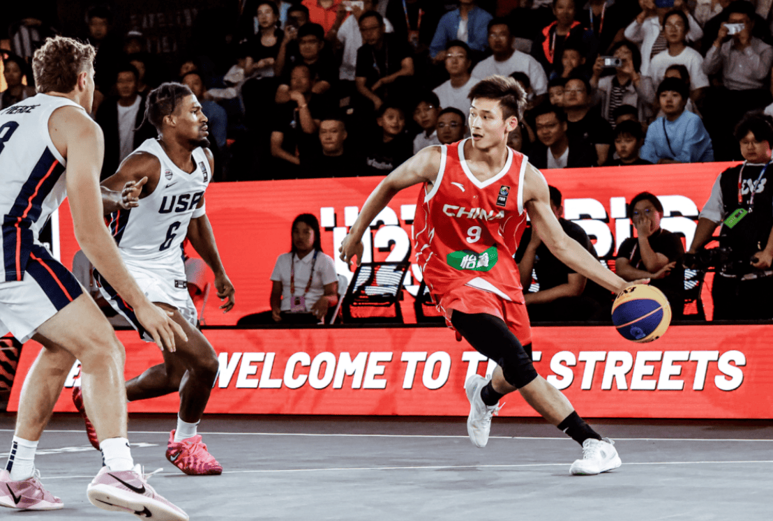 爆冷!篮球强队意外出局震惊全场 爆冷!篮球强队意外出局震惊全场