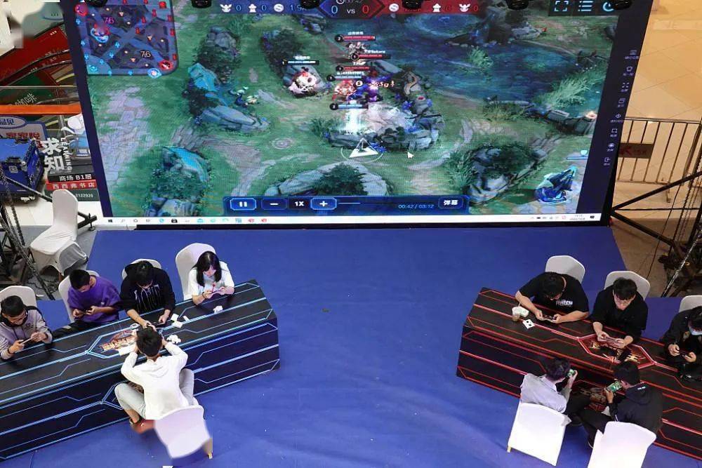 开云体育app-场面火爆！王者荣耀观众席沸腾不已