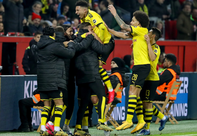 里昂险胜多特蒙德，佩德里高光表现